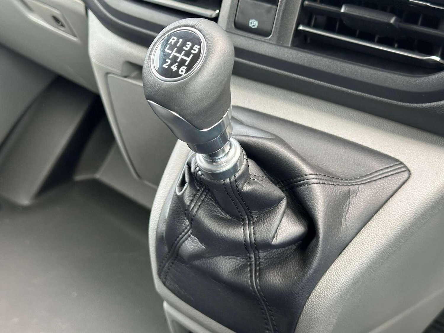 Used Ford Transit Custom 2025 for sale - 76769633: Photo 48