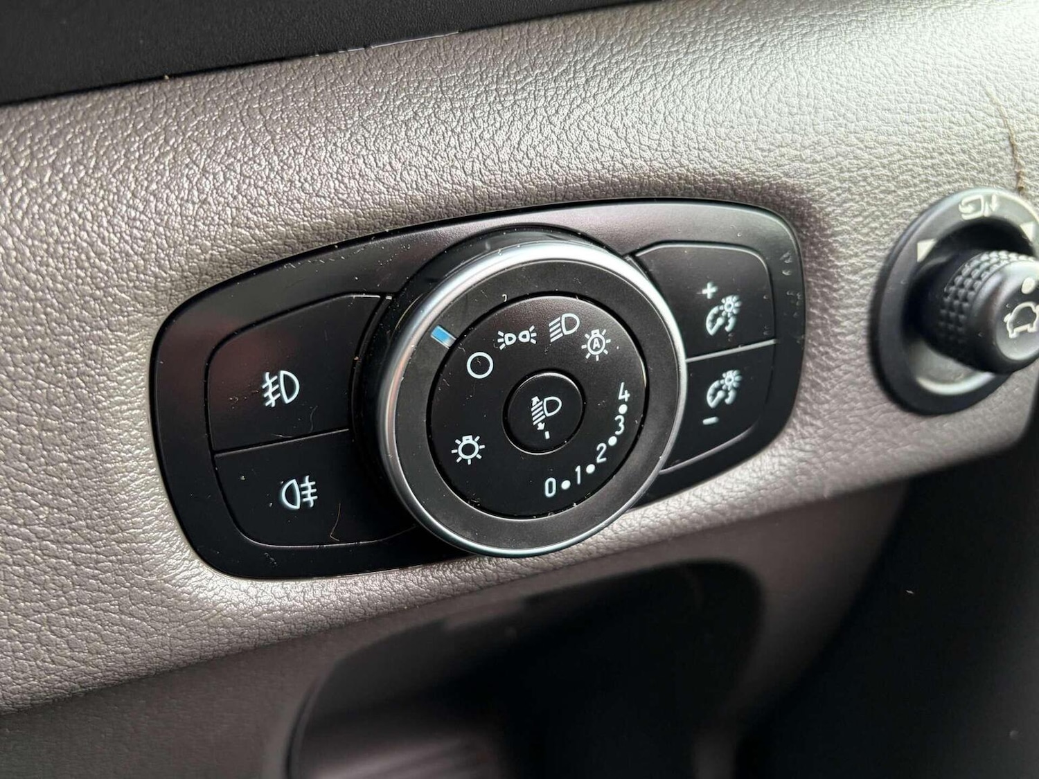 Used Ford Transit 2021 for sale - 77089775: Photo 25