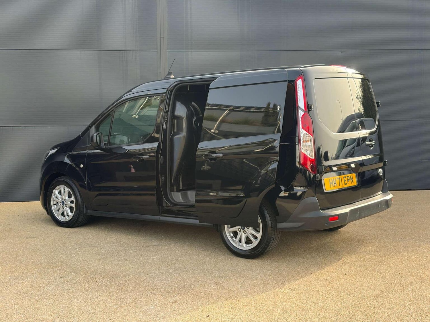 Used Ford Transit Connect 2021 for sale - 77781745: Photo 17