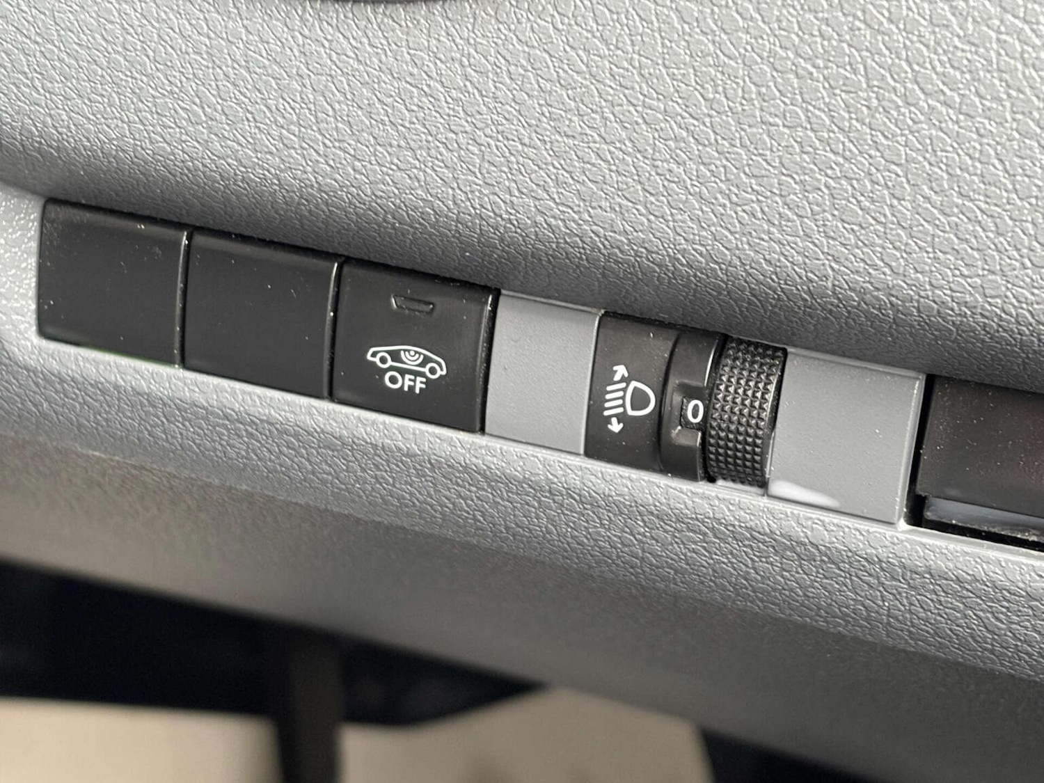 Used Peugeot Expert 2022 for sale - 77656229: Photo 32