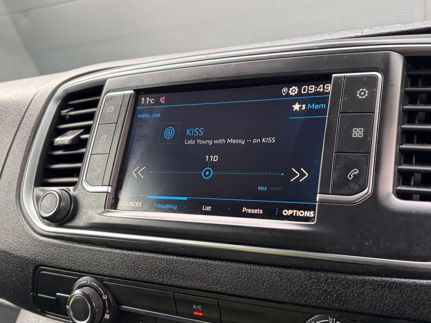 Used Peugeot Expert 2022 for sale - 77656229: Photo 42