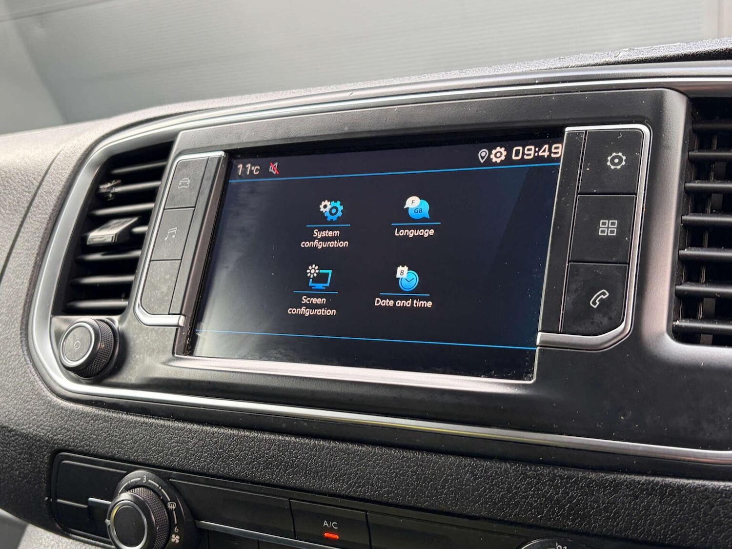 Used Peugeot Expert 2022 for sale - 77656229: Photo 44