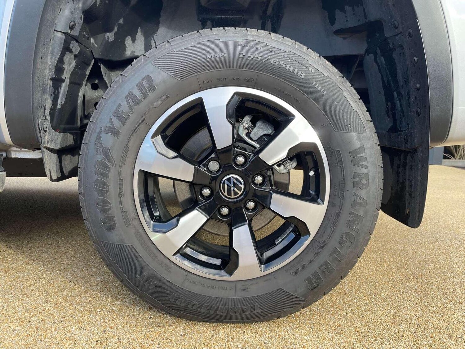 Used Volkswagen Amarok 2024 for sale - 76431036: Photo 14