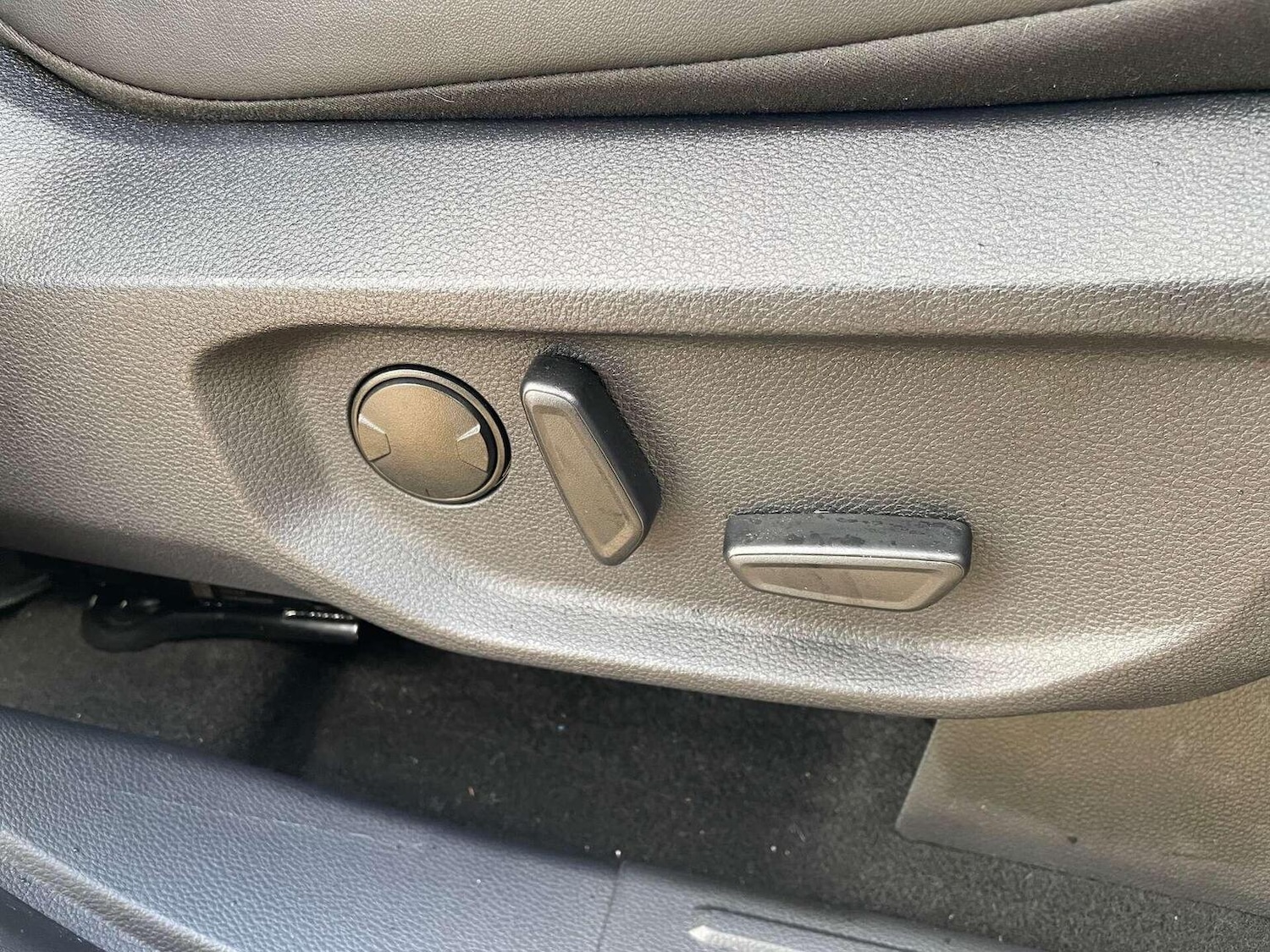 Used Volkswagen Amarok 2024 for sale - 76431036: Photo 16