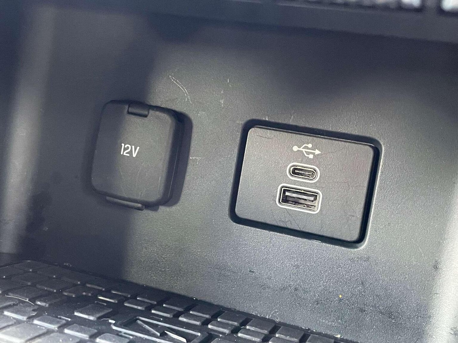 Used Volkswagen Amarok 2024 for sale - 76431036: Photo 39