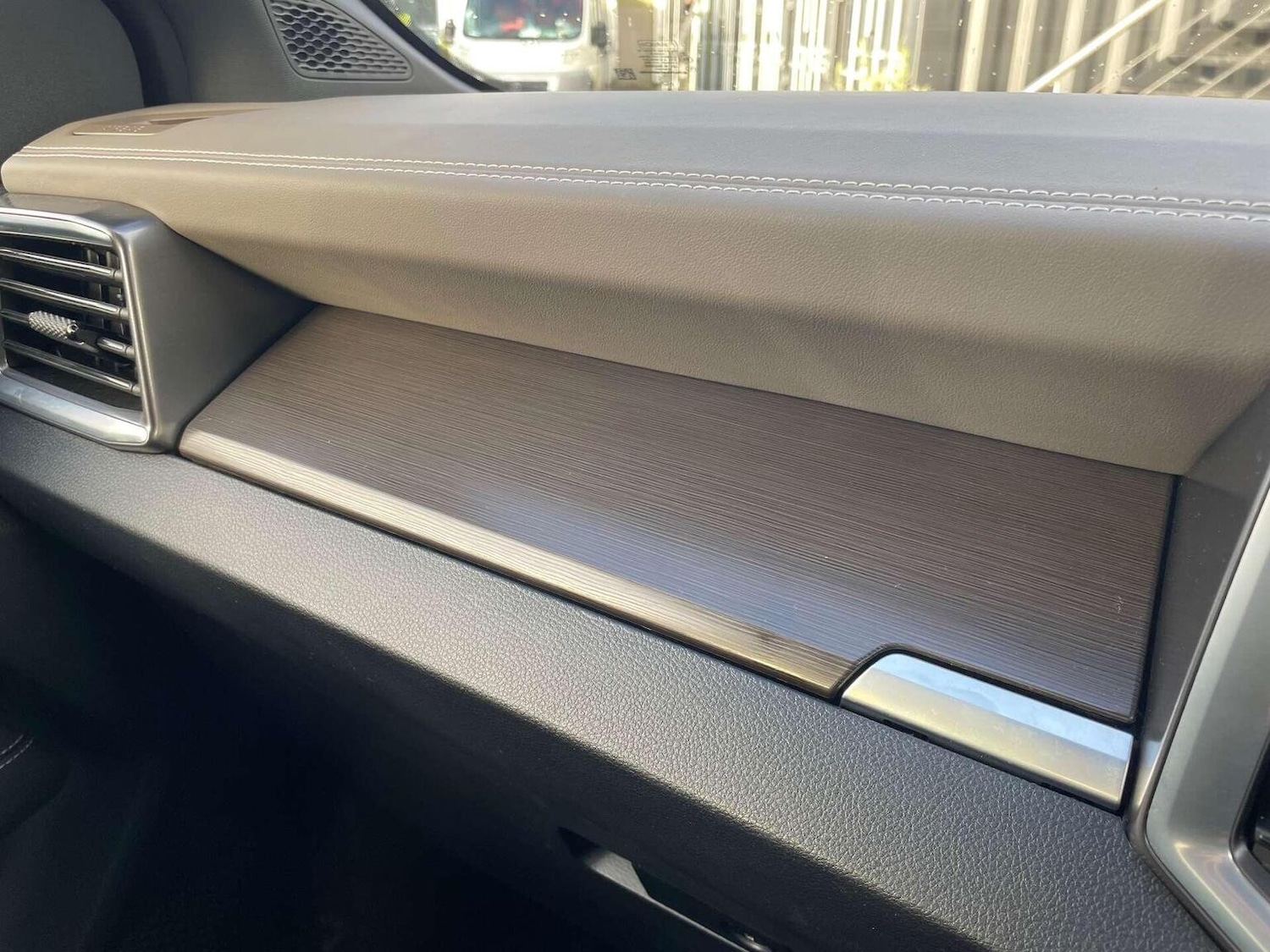 Used Volkswagen Amarok 2024 for sale - 76431036: Photo 40