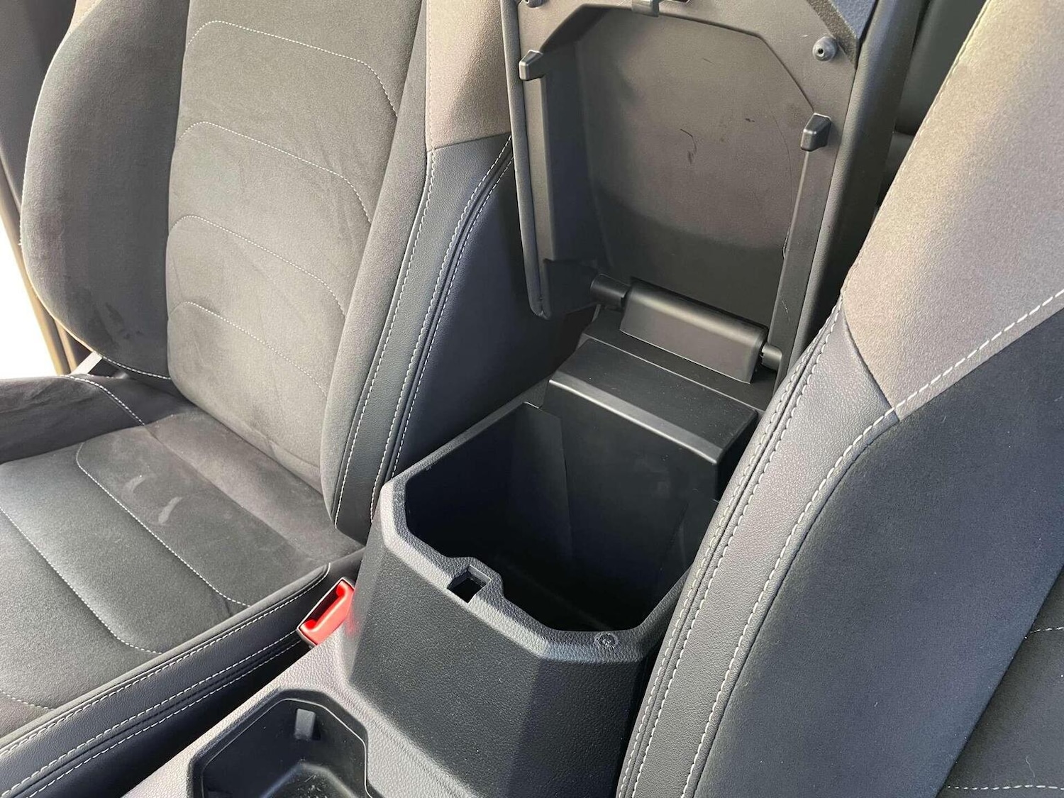 Used Volkswagen Amarok 2024 for sale - 76431036: Photo 60