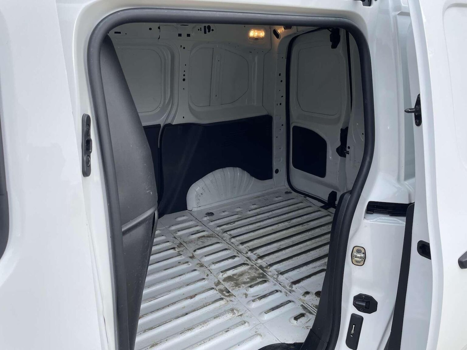 Used Citroen Berlingo 2022 for sale - 76449407: Photo 8