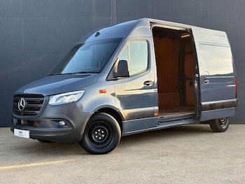 Used Mercedes-Benz Sprinter 2023 for sale - 77385175: Photo