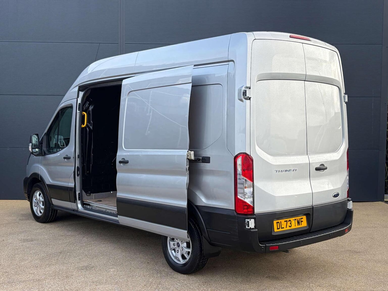 Used Ford Transit 2024 for sale - 77650061: Photo 13