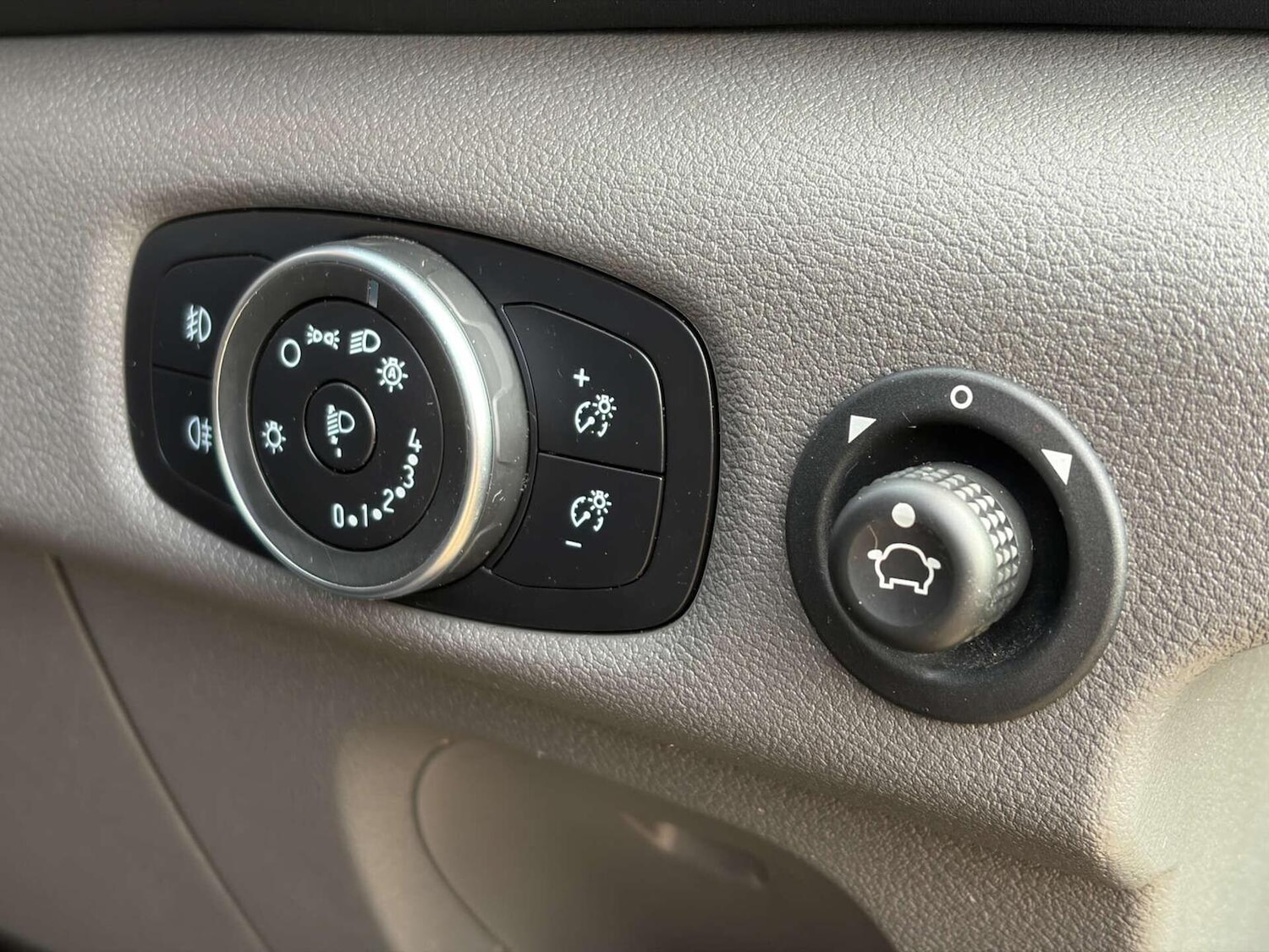 Used Ford Transit 2024 for sale - 77650061: Photo 30