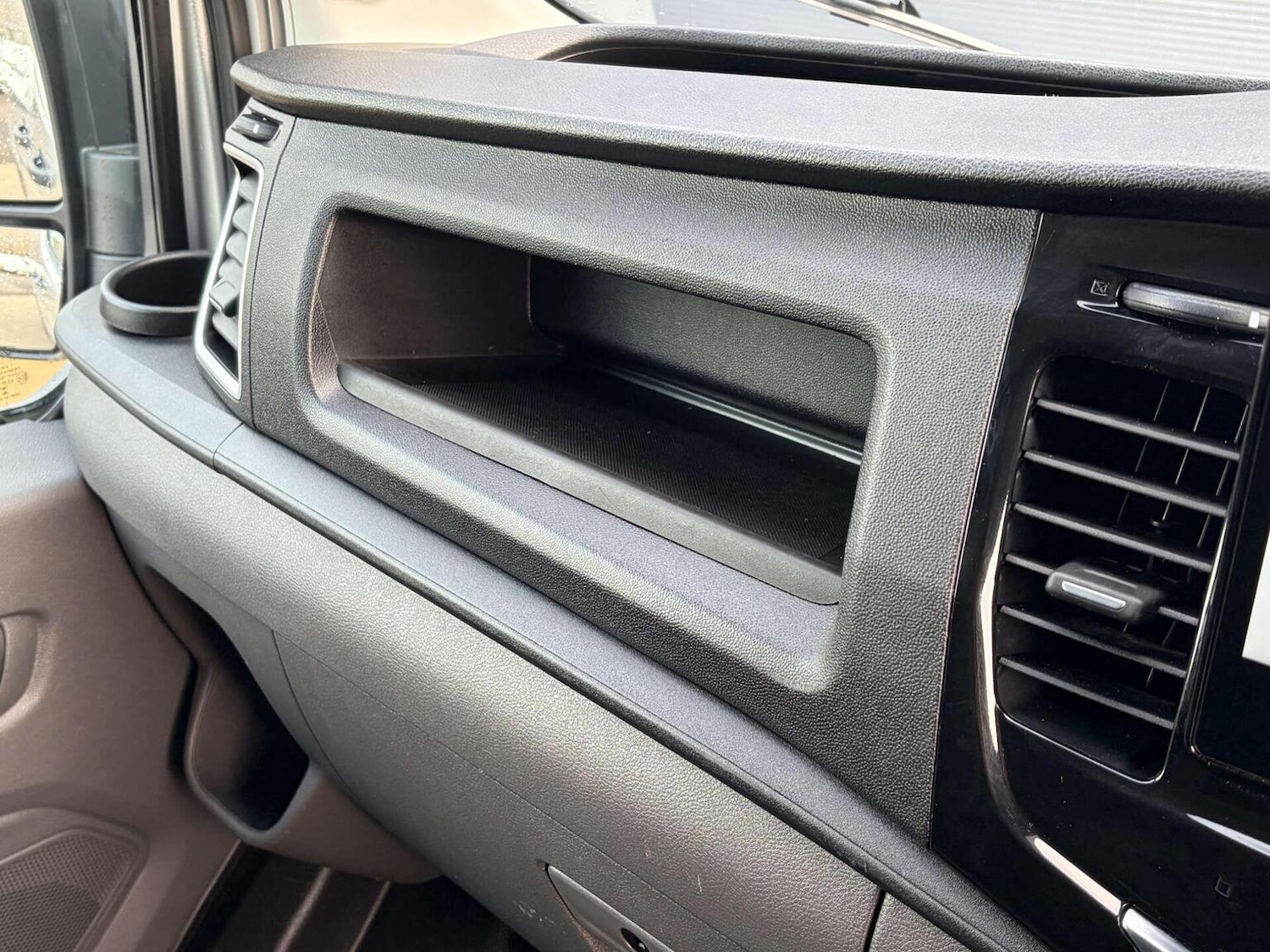 Used Ford Transit 2024 for sale - 77650061: Photo 48