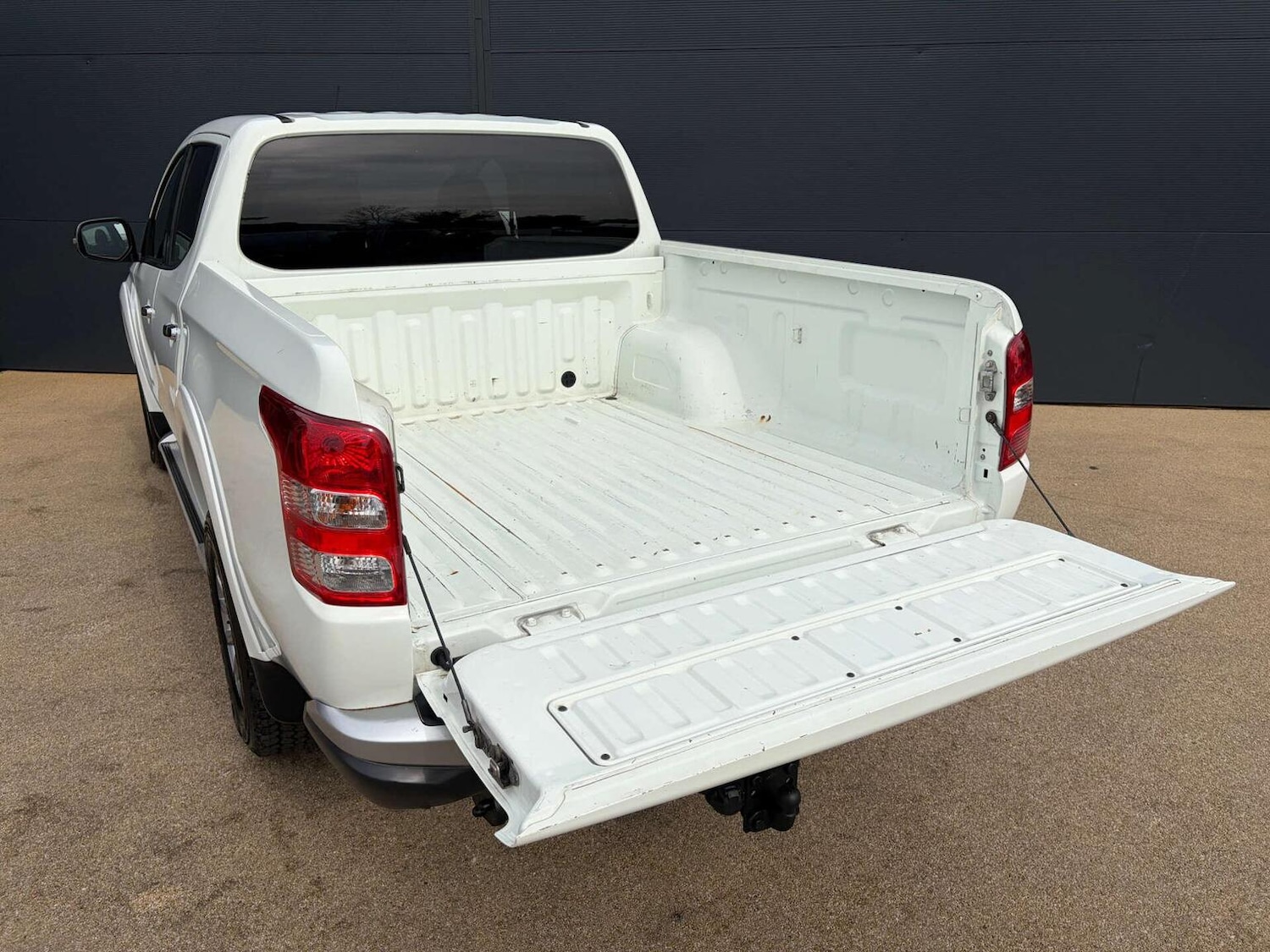 Used Mitsubishi L200 2017 for sale - 78018375: Photo 11