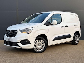 Vauxhall Combo feature image