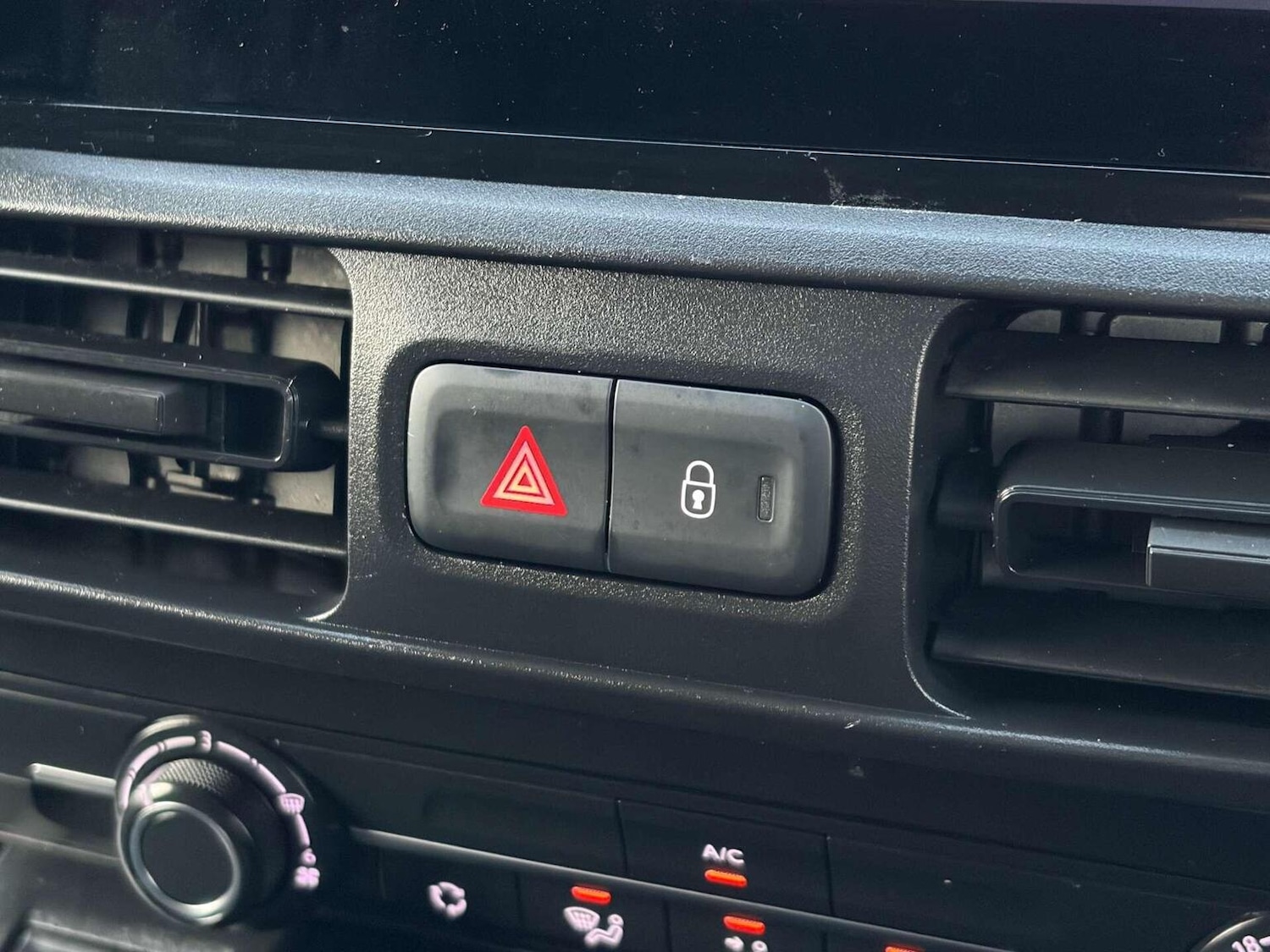 Used Vauxhall Combo 2020 for sale - 76968574: Photo 29