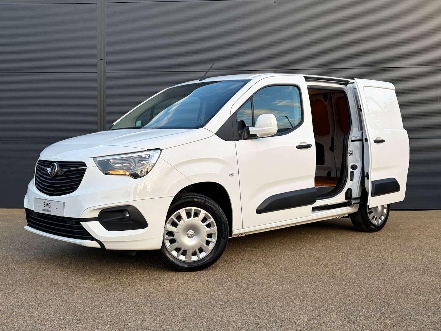 Used Vauxhall Combo 2020 for sale - 76968574: Photo 4