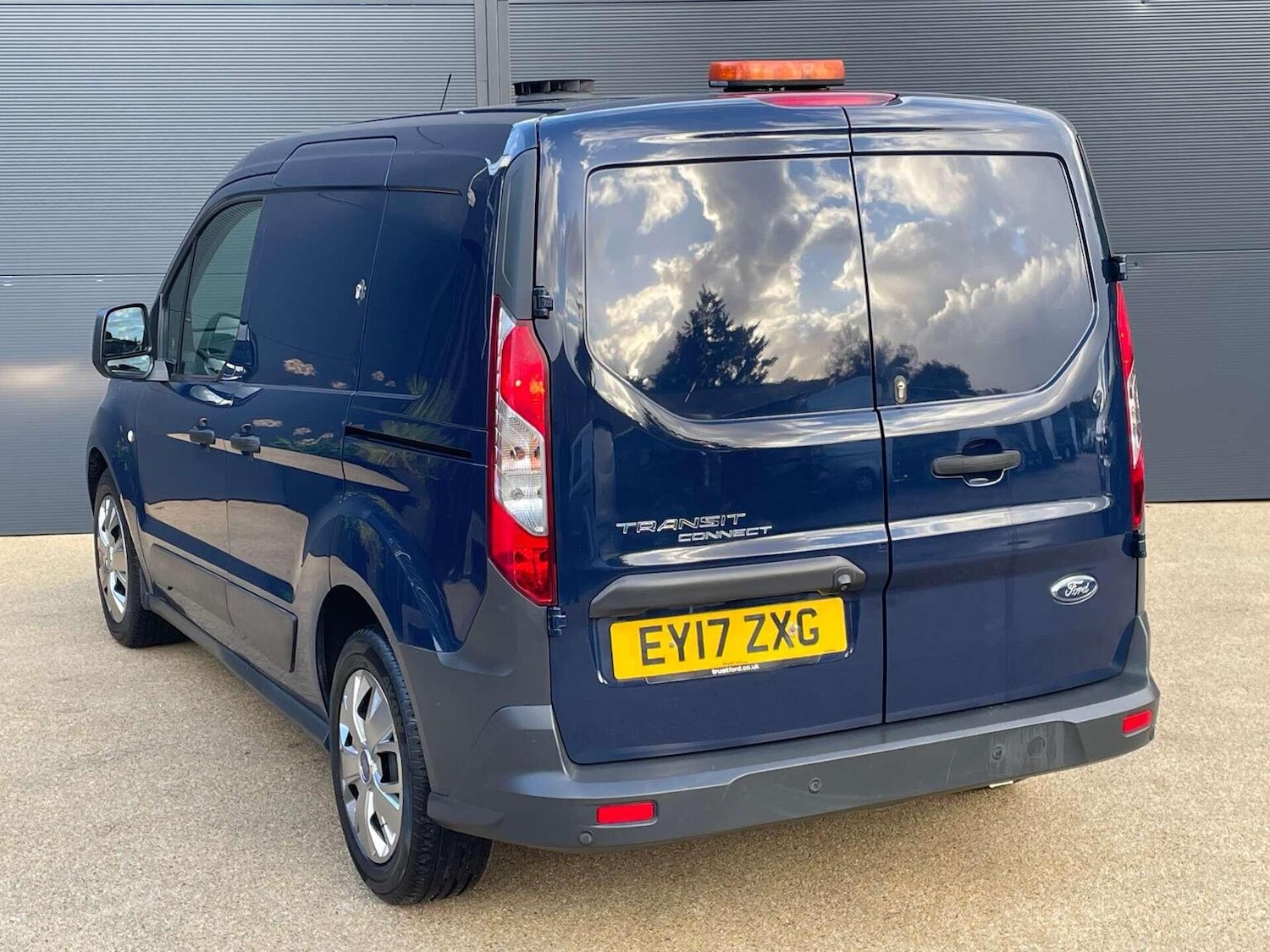 Used Ford Transit Connect 2017 for sale - 76431047: Photo 10