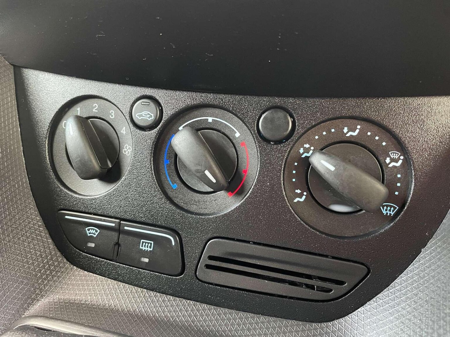 Used Ford Transit Connect 2017 for sale - 76431047: Photo 30