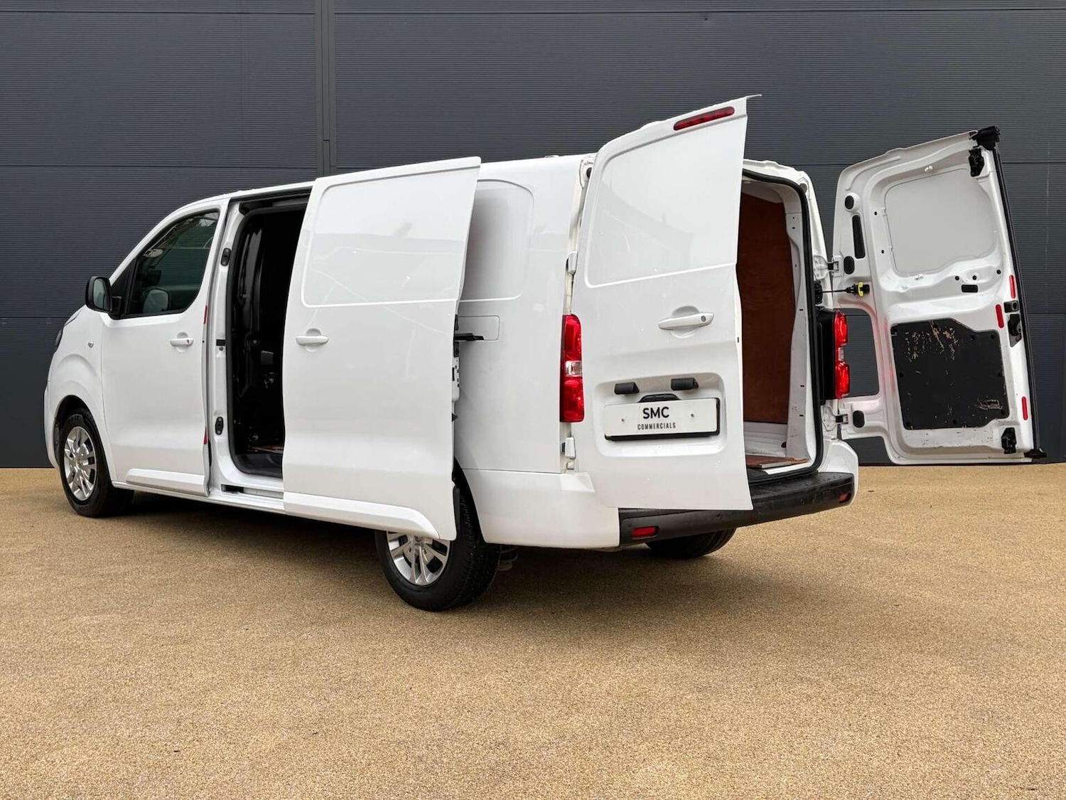 Used Vauxhall Vivaro 2022 for sale - 77154446: Photo 17