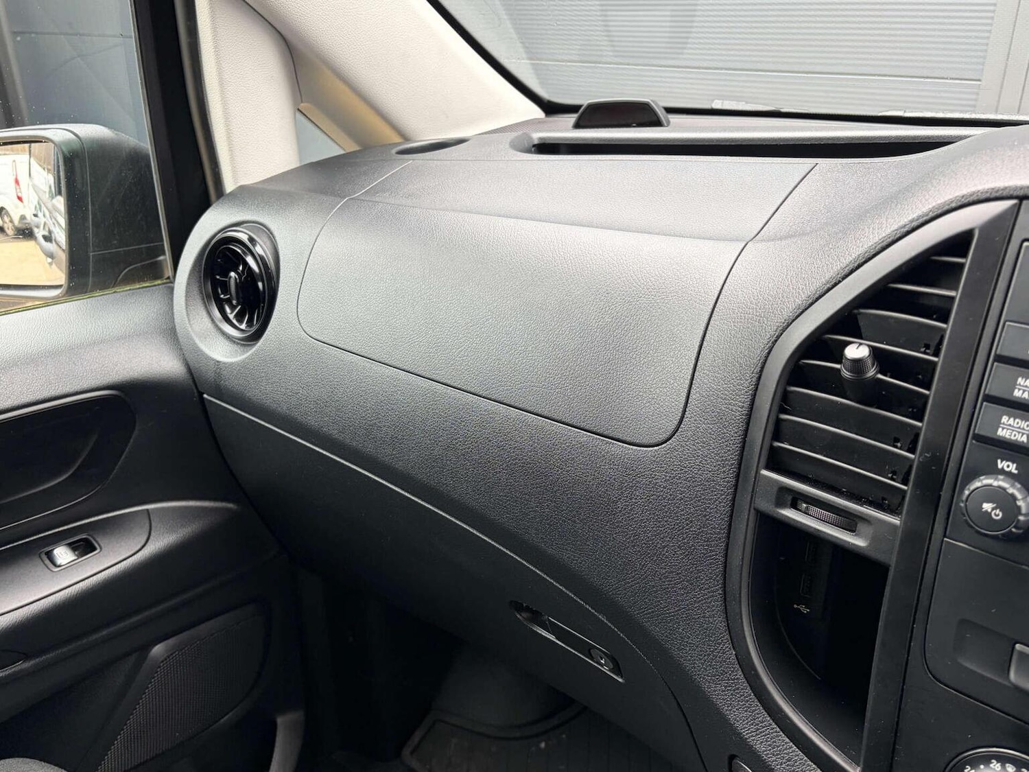 Used Mercedes-Benz Vito 2021 for sale - 77656290: Photo 60