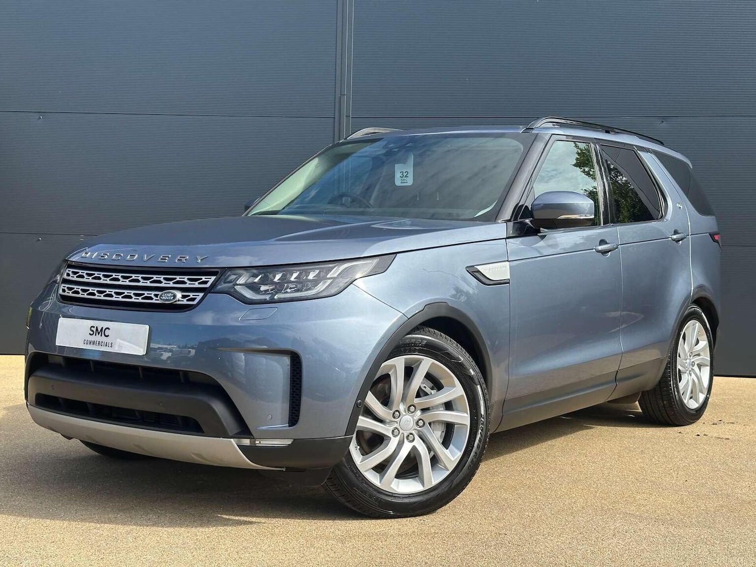 Used Land Rover Discovery 2020 for sale - 76427907: Photo 1