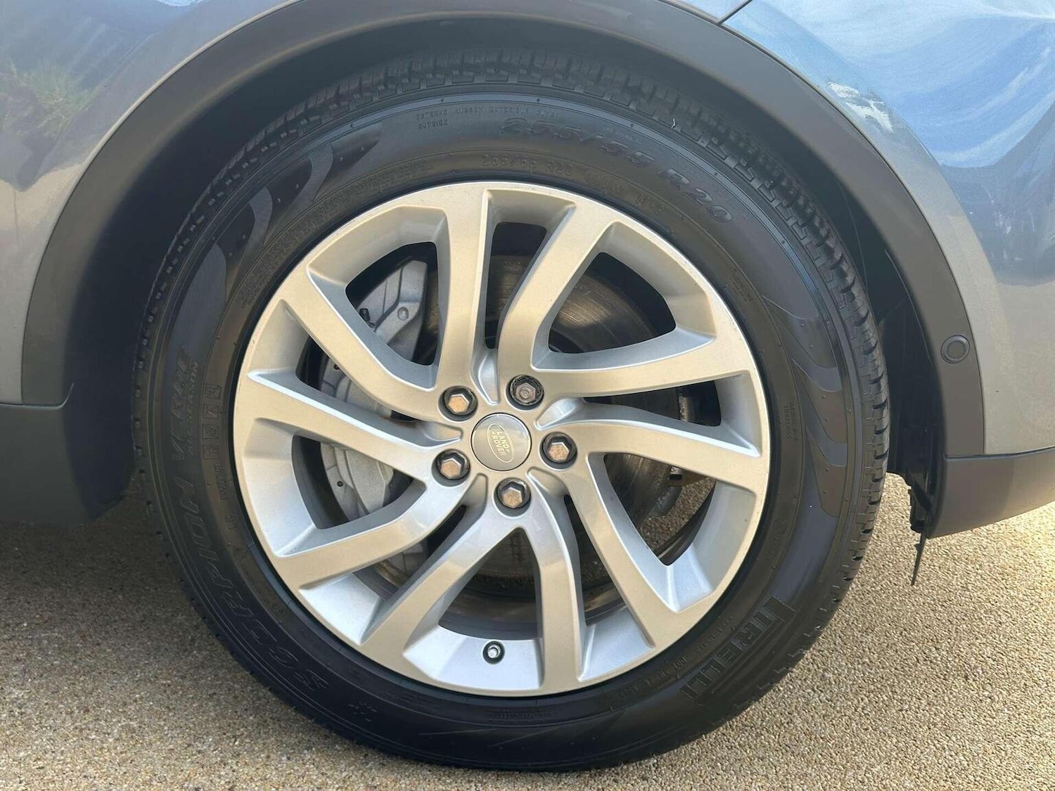 Used Land Rover Discovery 2020 for sale - 76427907: Photo 10