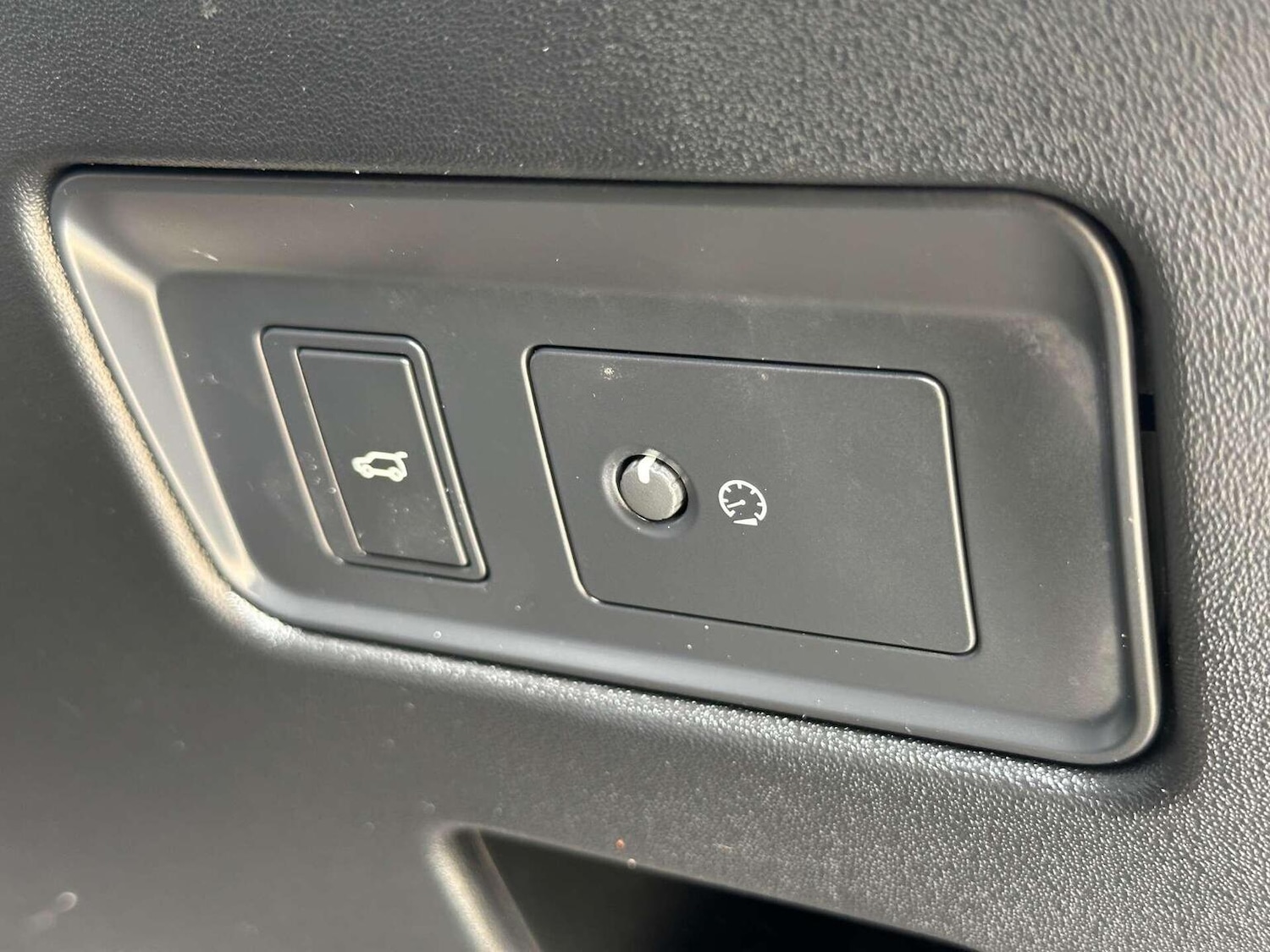 Used Land Rover Discovery 2020 for sale - 76427907: Photo 25