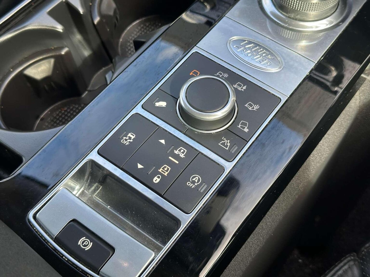 Used Land Rover Discovery 2020 for sale - 76427907: Photo 36