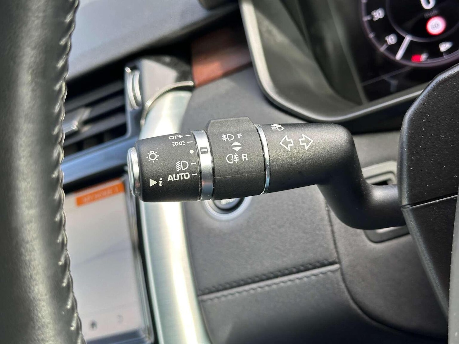 Used Land Rover Discovery 2020 for sale - 76427907: Photo 39