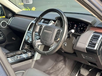 Used Land Rover Discovery 2020 for sale - 76427907: Photo