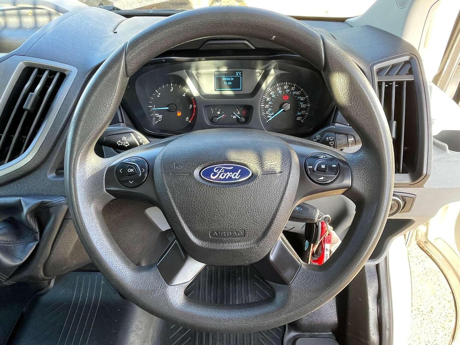 Used Ford Transit 2017 for sale - 76631550: Photo 28