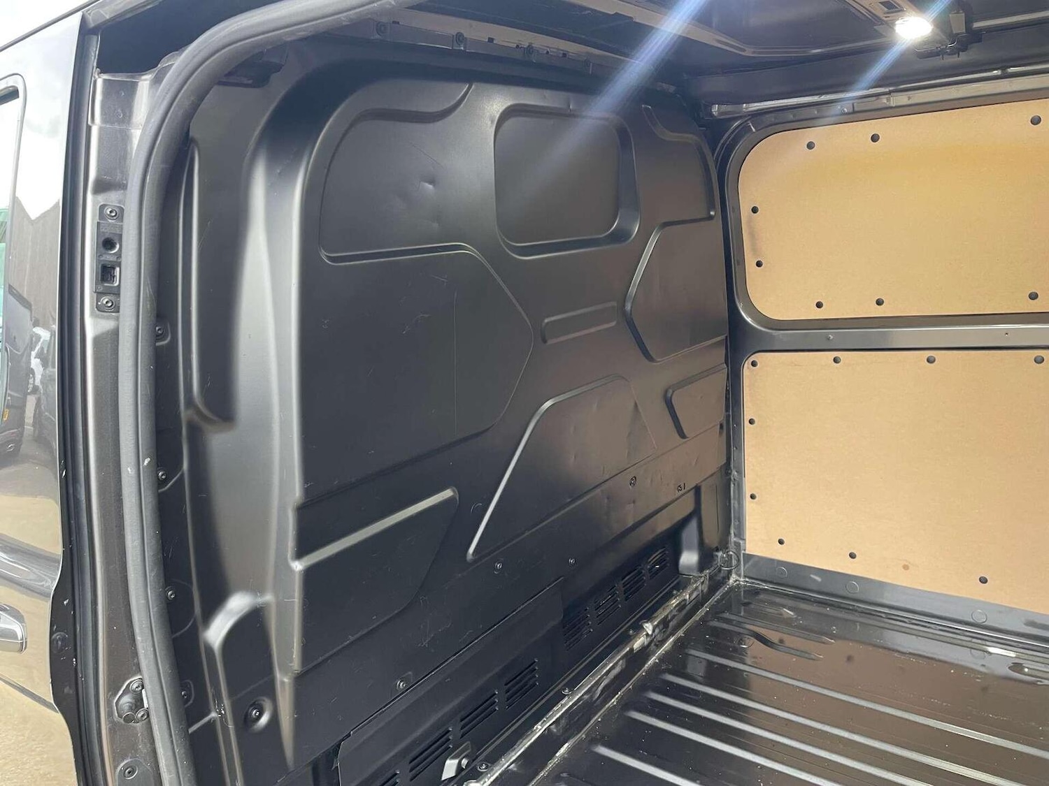 Used Ford Transit Custom 2021 for sale - 76427910: Photo 8