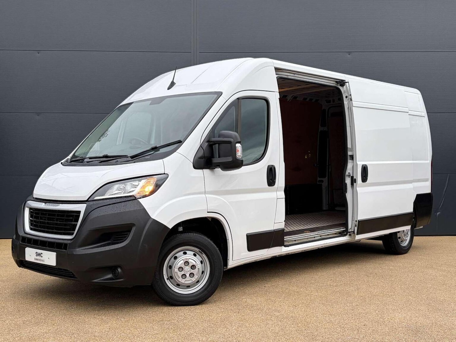 Used Peugeot Boxer 2021 for sale - 76884940: Photo 4