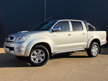 Toyota Hilux feature image