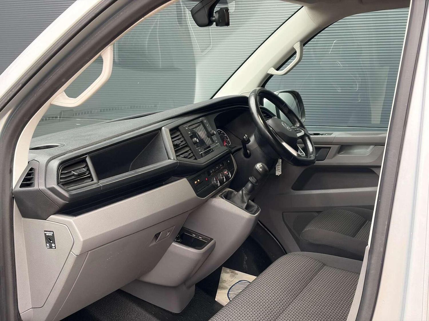 Used Volkswagen Transporter 2023 for sale - 77350121: Photo 22