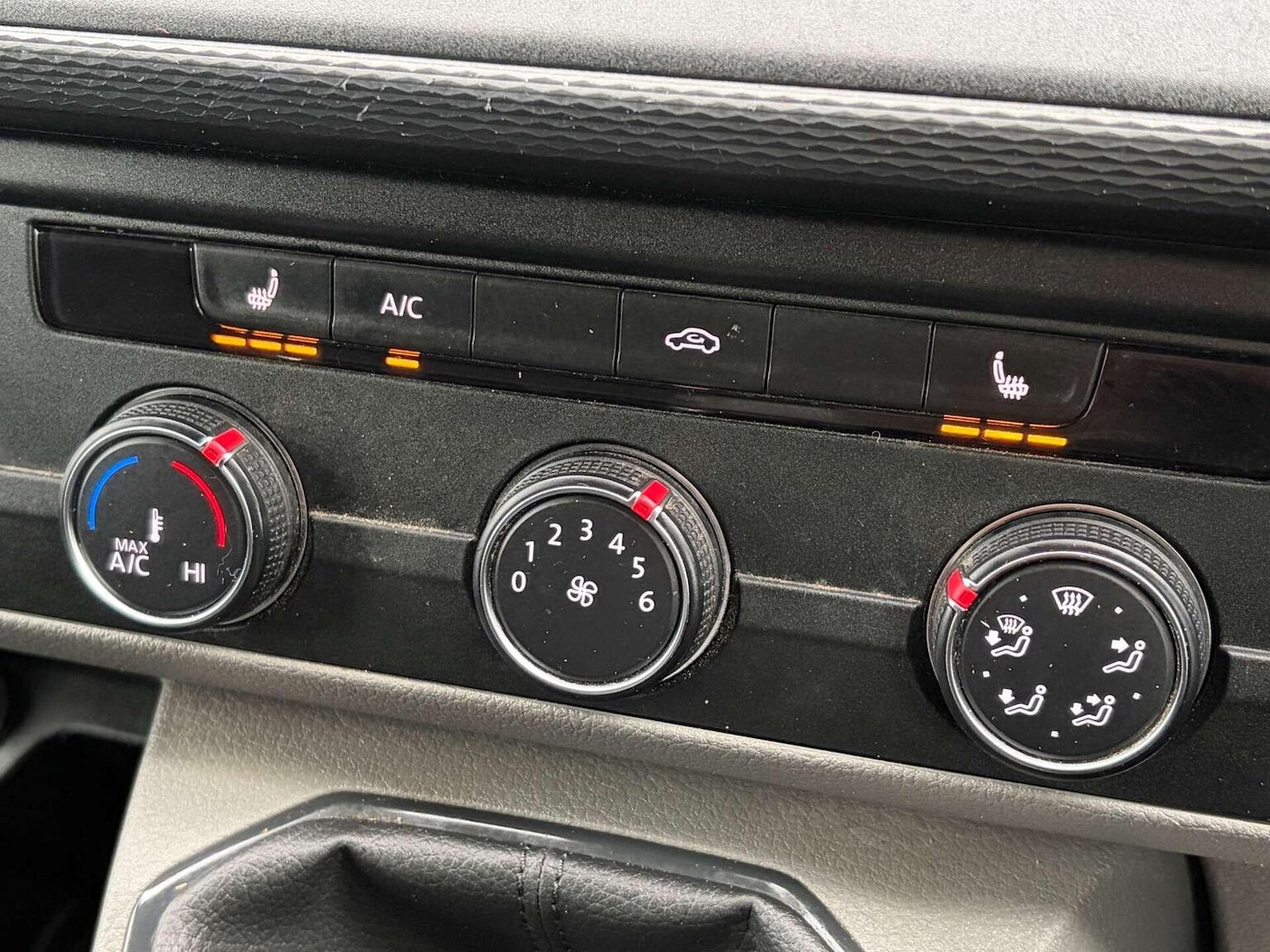 Used Volkswagen Transporter 2023 for sale - 77350121: Photo 37