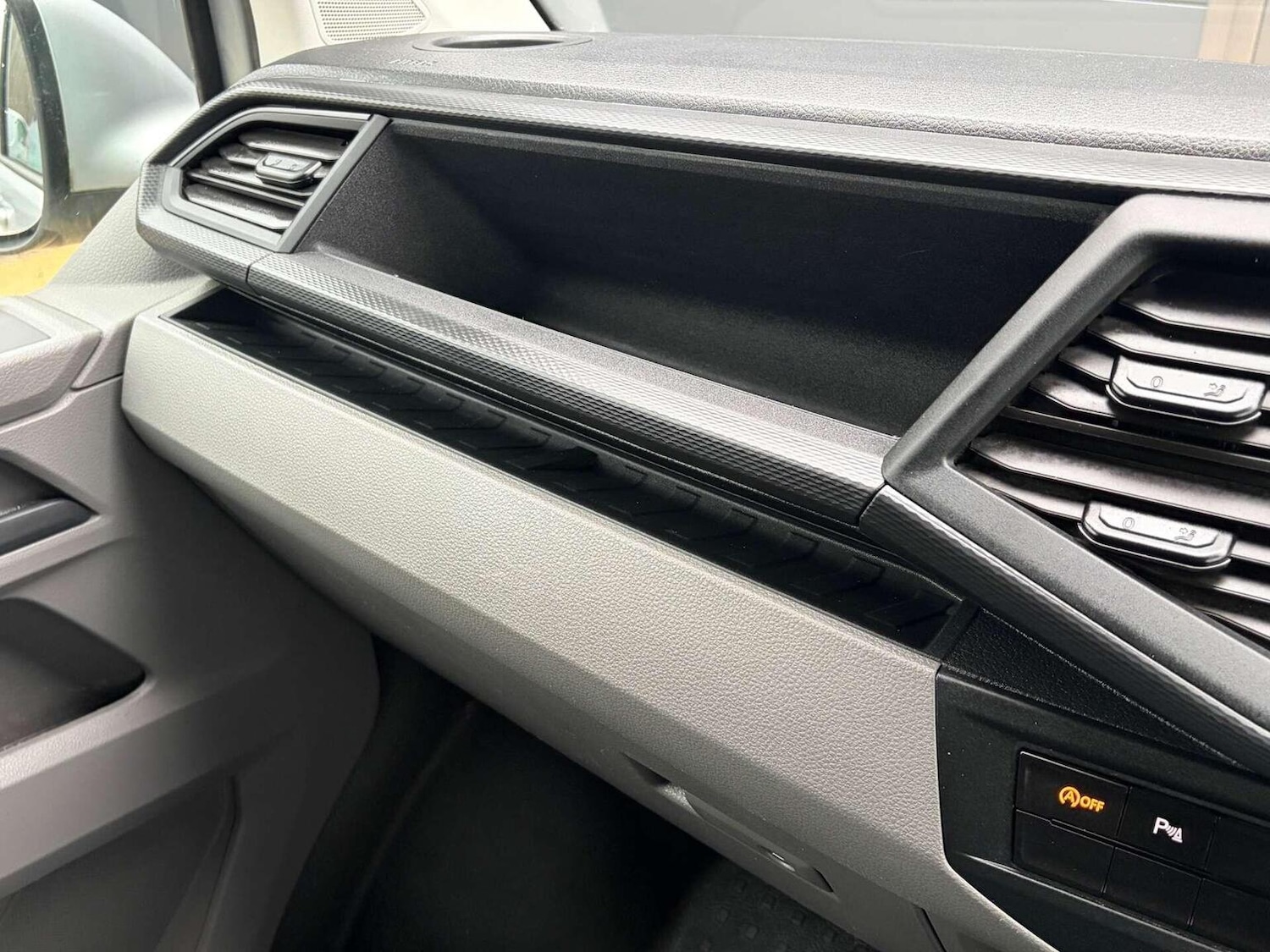 Used Volkswagen Transporter 2023 for sale - 77350121: Photo 50