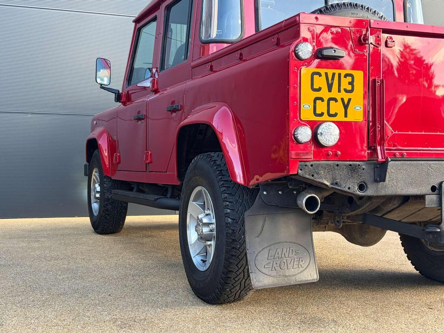 Used Land Rover Defender 2013 for sale - 77023150: Photo 15