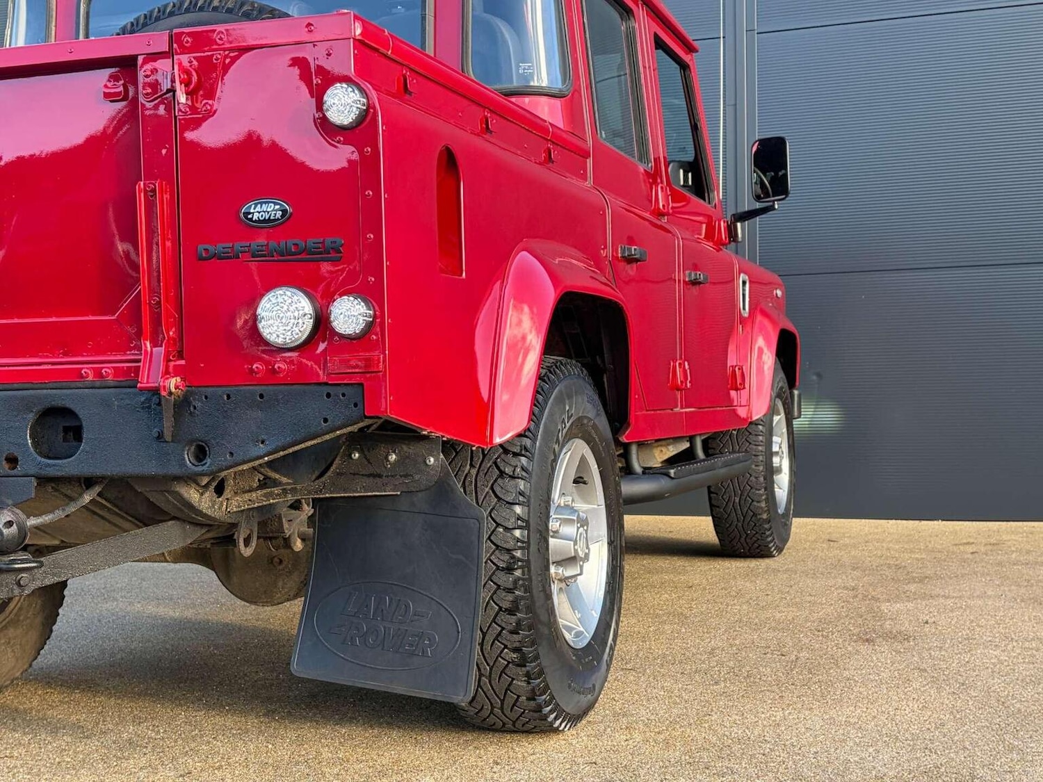 Used Land Rover Defender 2013 for sale - 77023150: Photo 16