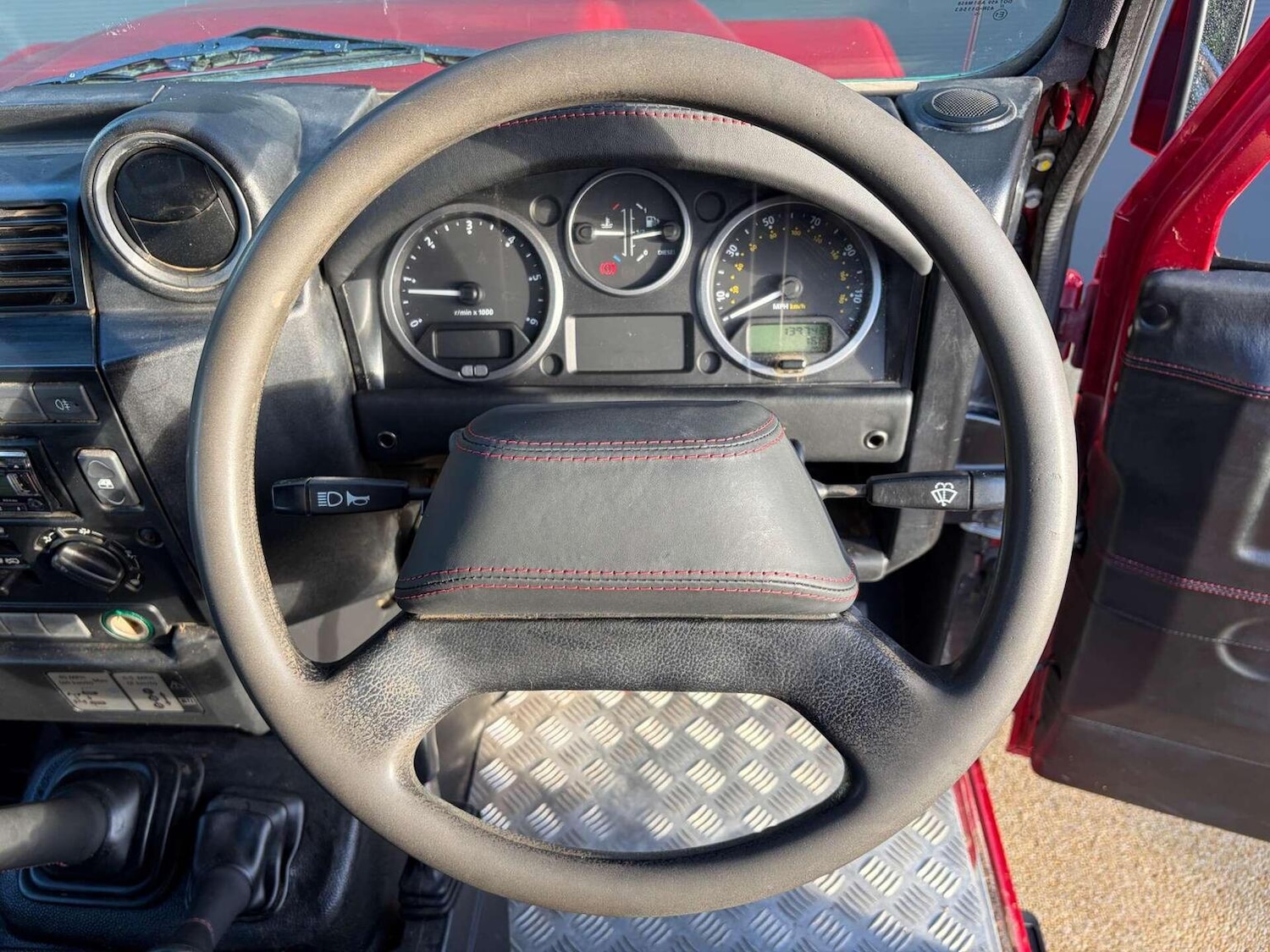 Used Land Rover Defender 2013 for sale - 77023150: Photo 33