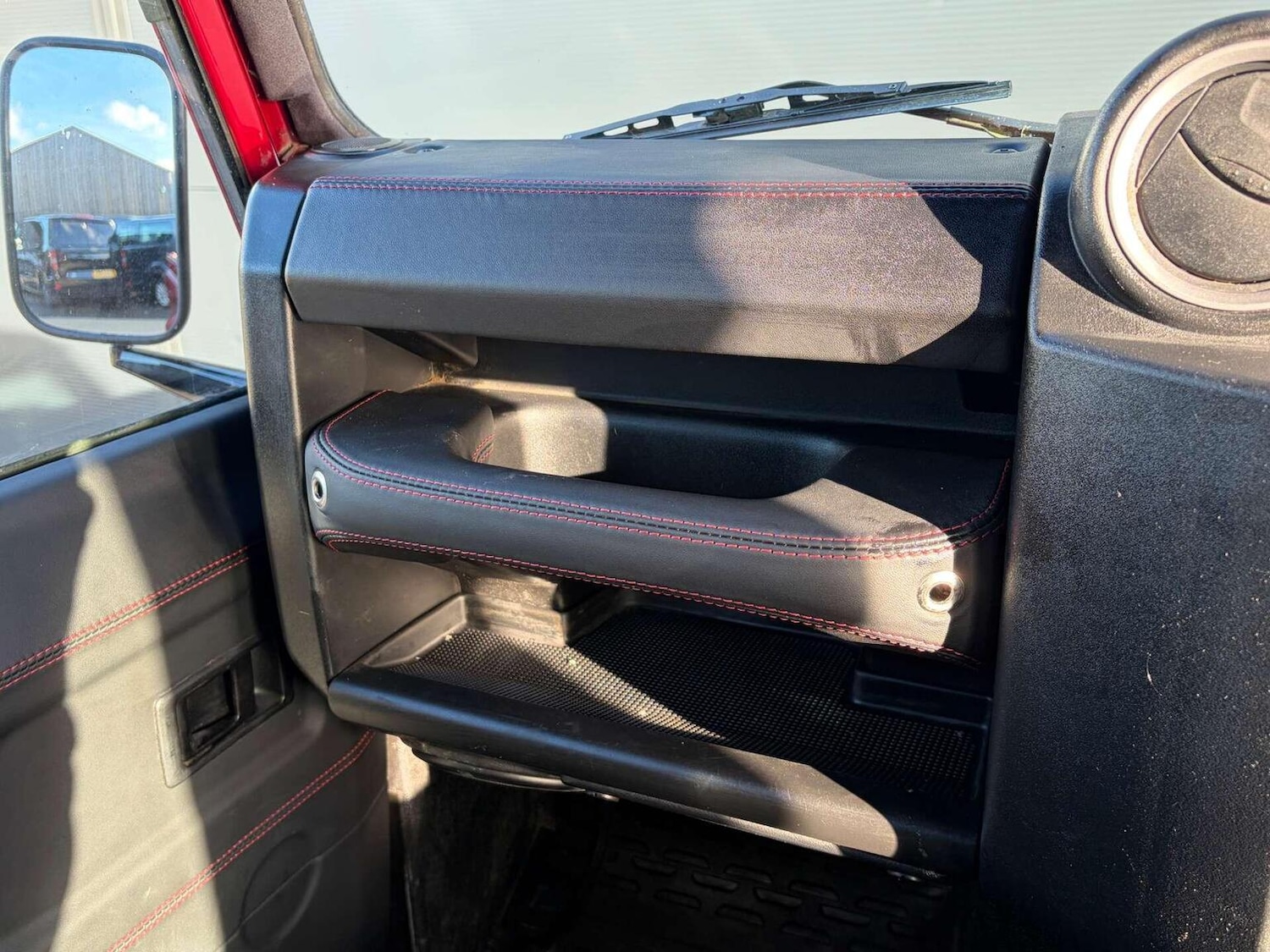 Used Land Rover Defender 2013 for sale - 77023150: Photo 39