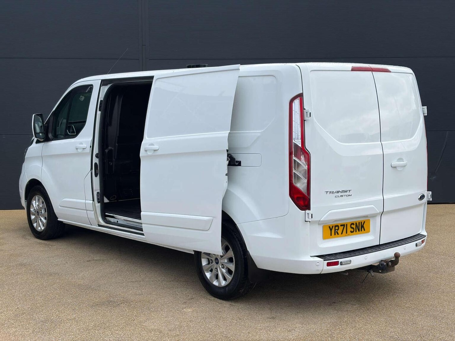 Used Ford Transit Custom 2021 for sale - 77921420: Photo 11