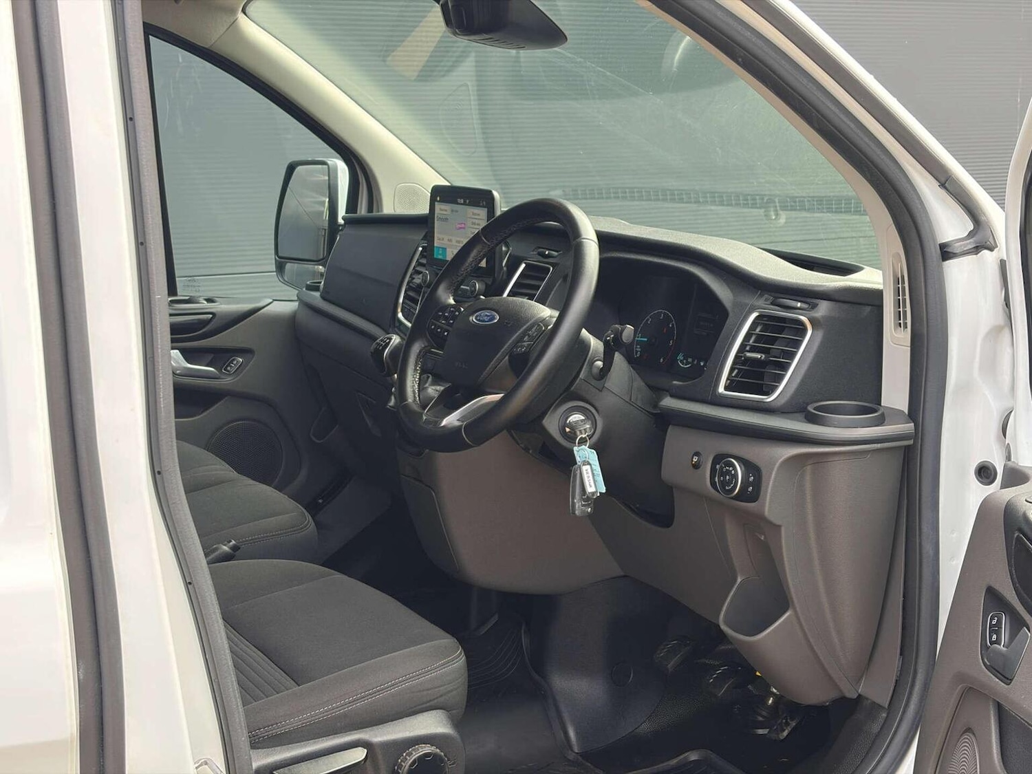 Used Ford Transit Custom 2021 for sale - 77921420: Photo 2