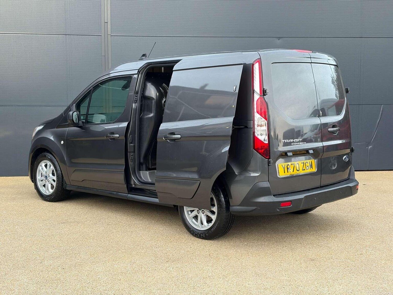 Used Ford Transit Connect 2020 for sale - 77363599: Photo 16