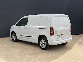 Used Toyota ProAce 2023 for sale - 79644371: Photo