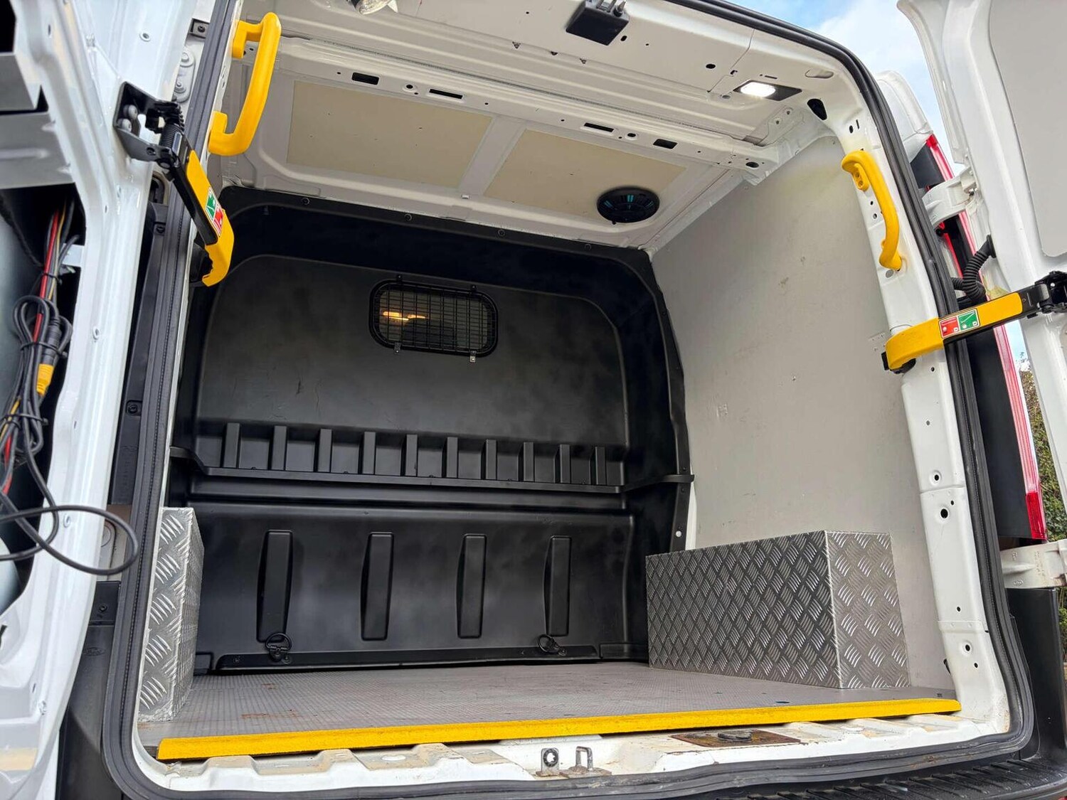 Used Ford Transit Custom 2019 for sale - 77363629: Photo 16