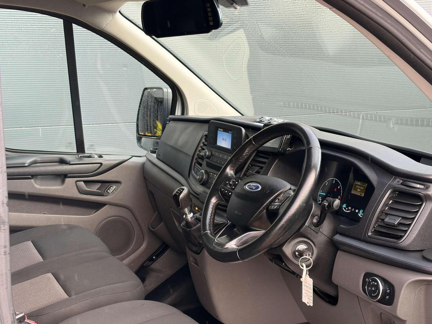 Used Ford Transit Custom 2019 for sale - 77363629: Photo 2