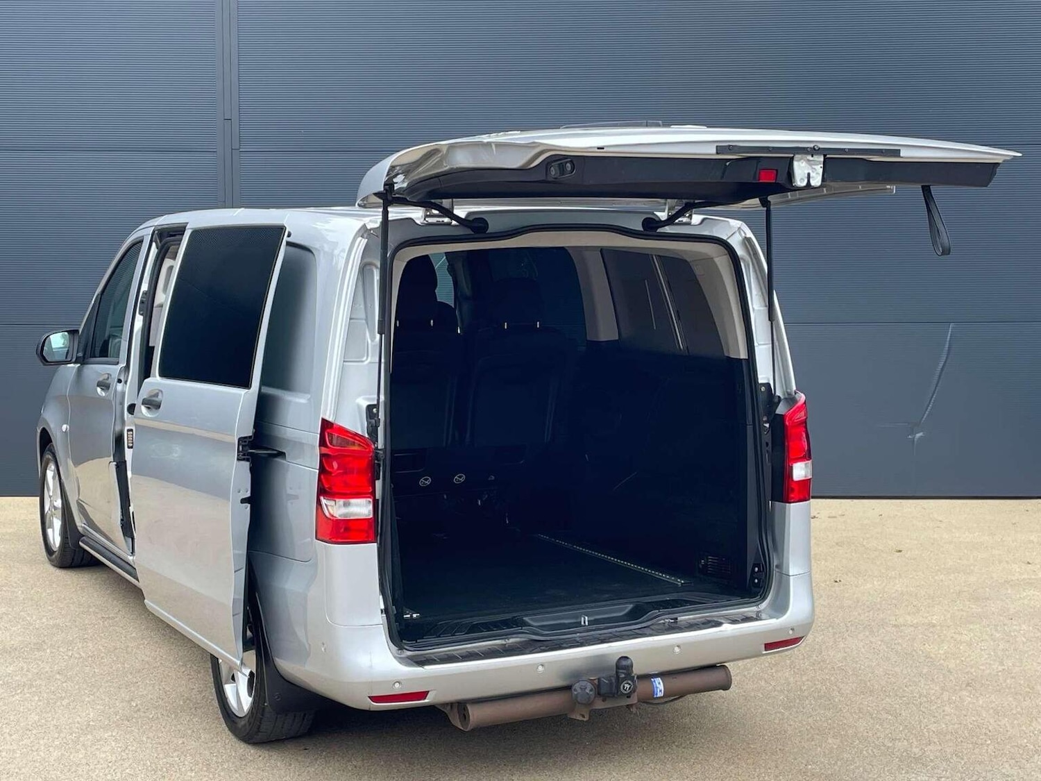 Used Mercedes-Benz Vito 2017 for sale - 76427953: Photo 5