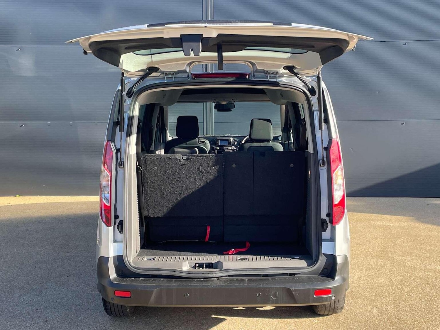 Used Ford Grand Tourneo Connect 2021 for sale - 76631555: Photo 16