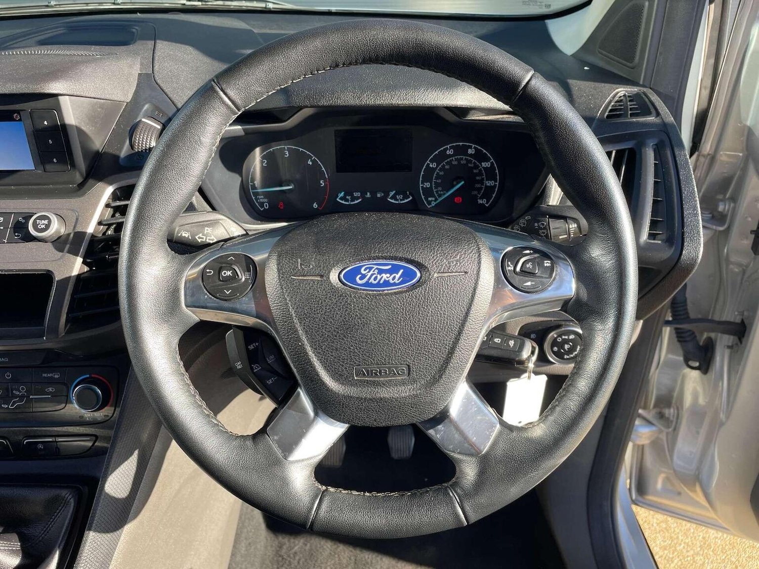 Used Ford Grand Tourneo Connect 2021 for sale - 76631555: Photo 32